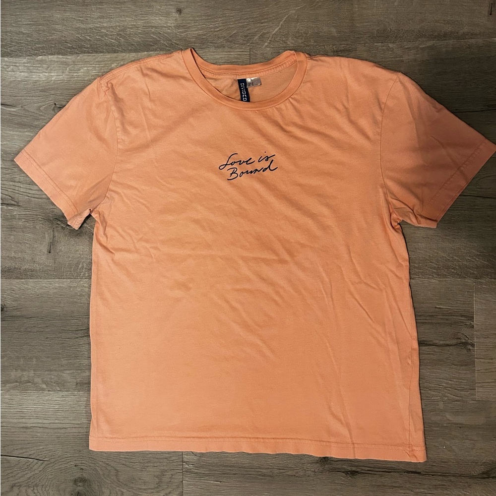 H&M Small Salmon Colored Skull Shirt